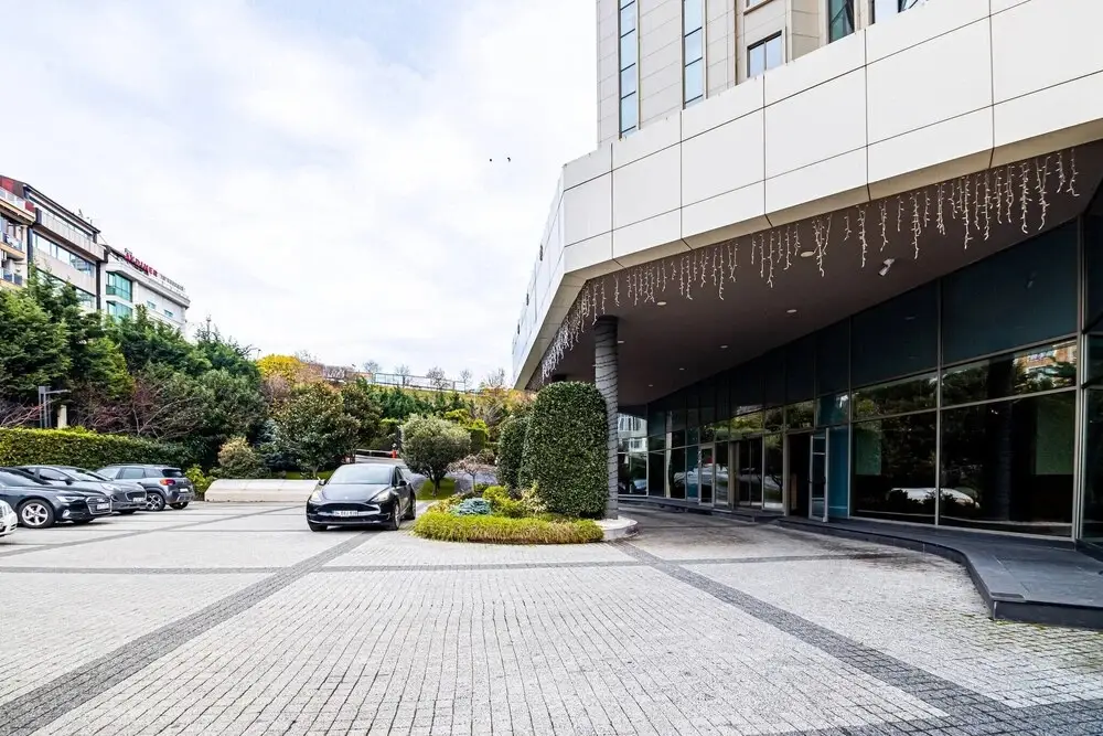 Стамбул: "modern 1bdr Residence With Pool, Gym & Parking"