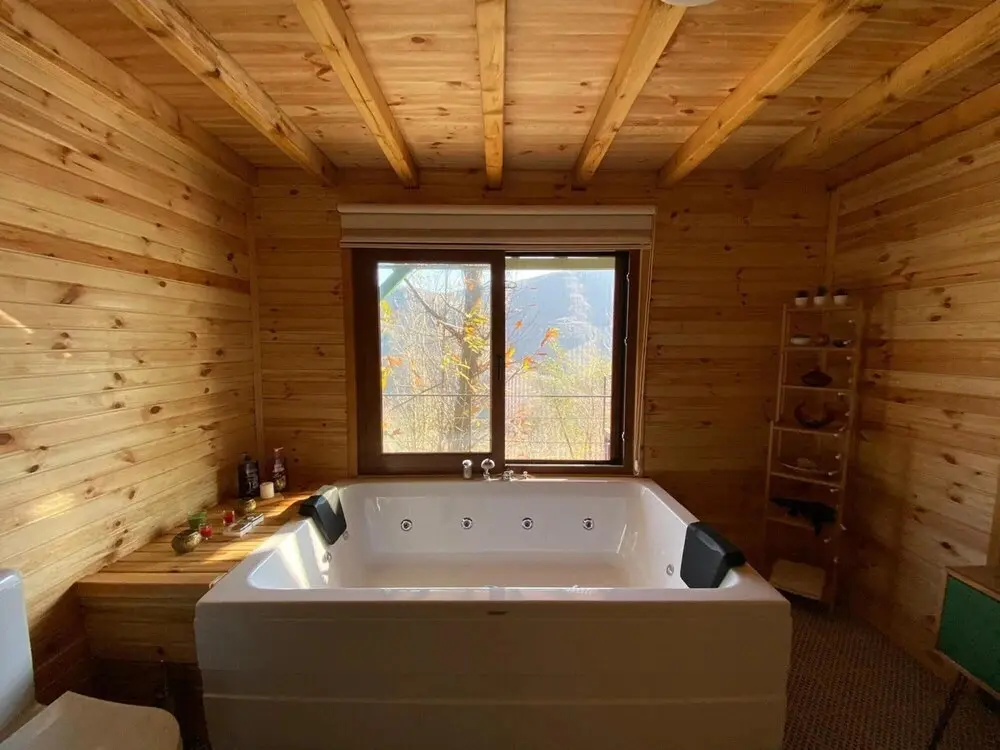 Сакарья: Secluded Wooden House With Jacuzzi in Sapanca