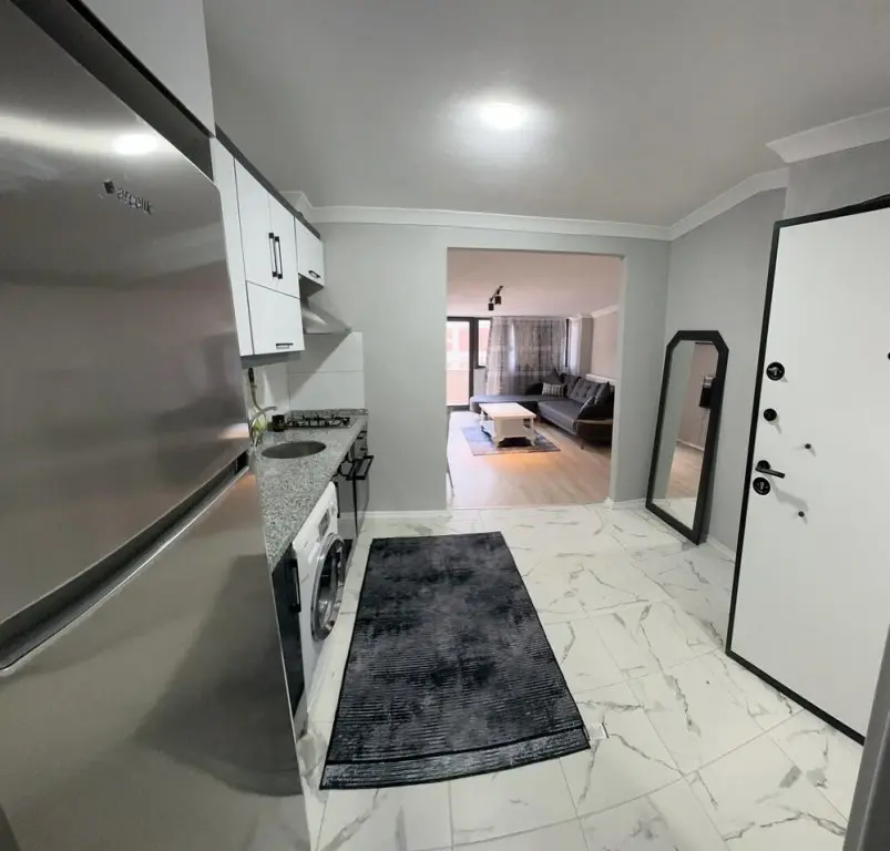 Стамбул: Modern Apartment With Balcony in Esenler