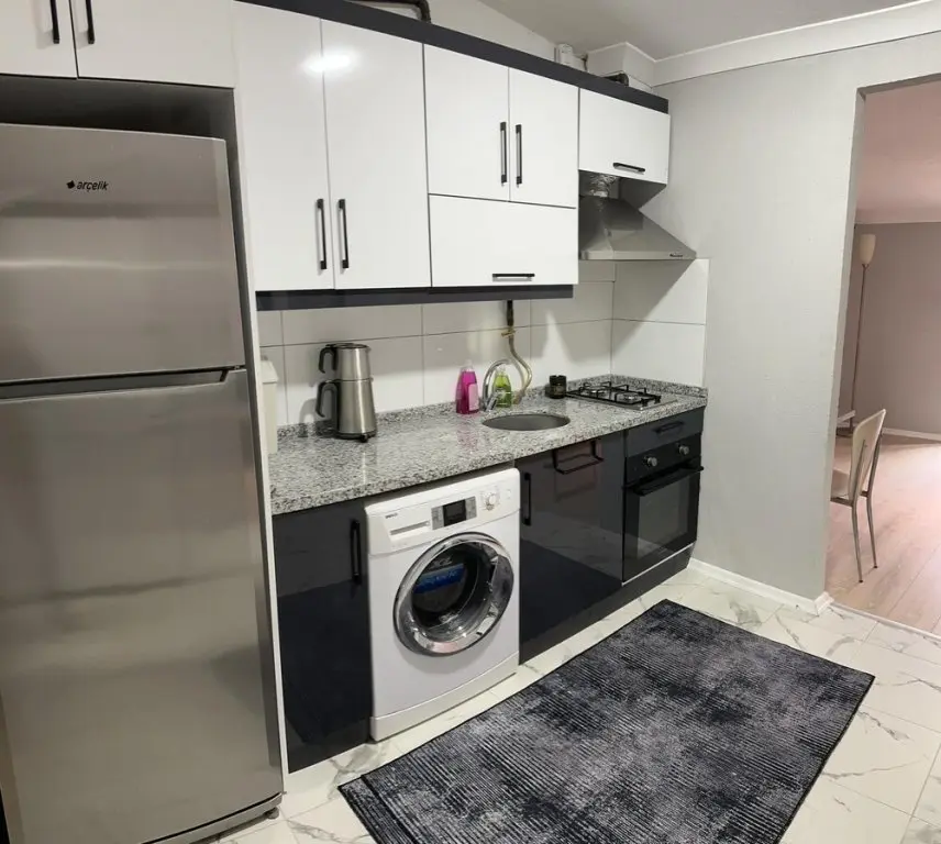 Стамбул: Modern Apartment With Balcony in Esenler