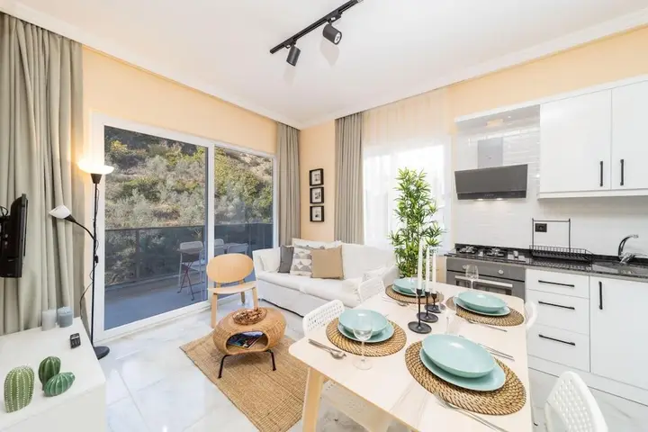 Аланья: Modern Flat With Shared Pool and Balcony in Alanya