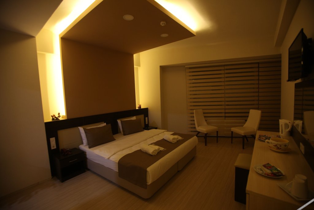 Эскишехир: Sinada Otel