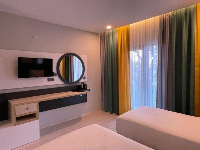 Эдремит: Dvan Beach Resort Otel