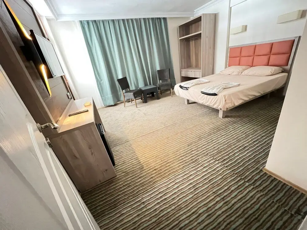 Элазиг: Cumhuriyet Otel