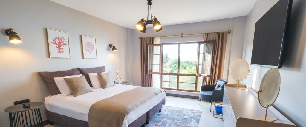 Девесик: Ortel Inn