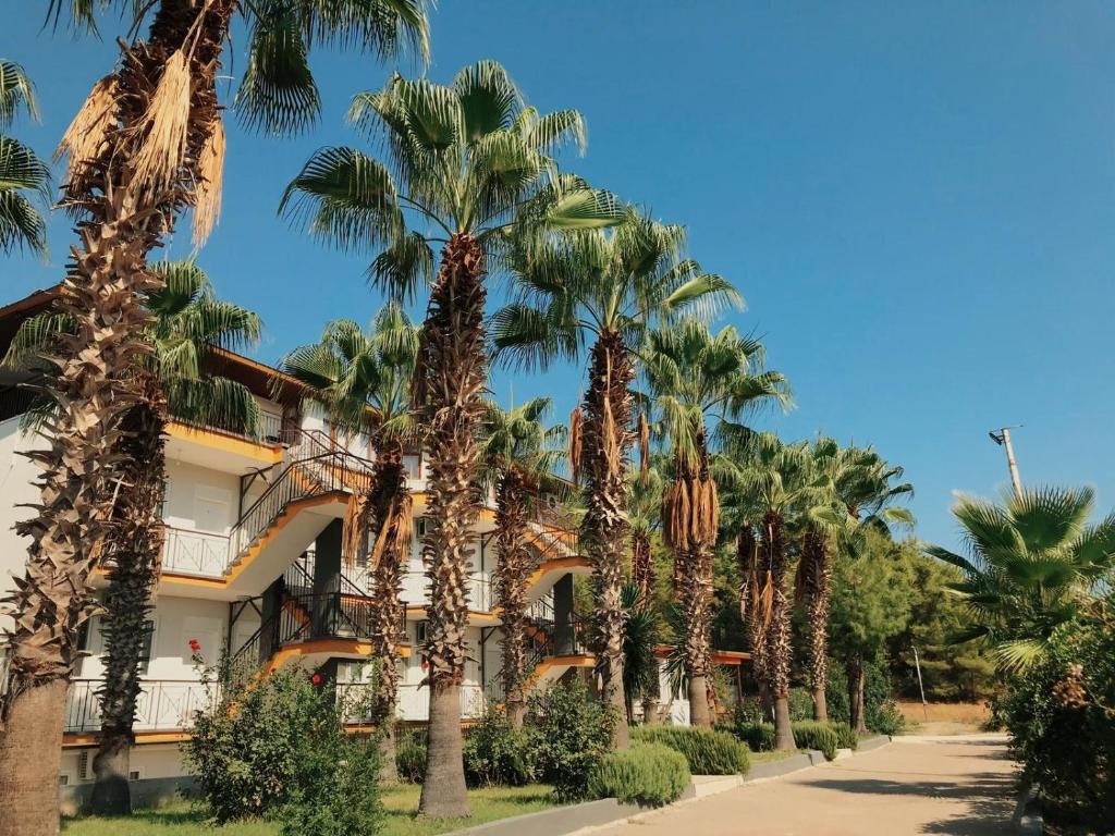 Гёйнюк: Mina Grand Hotel