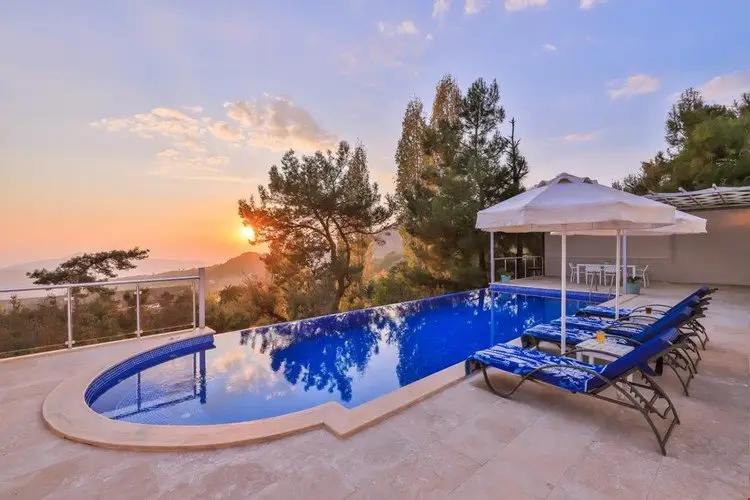 Исламлар: Ozel Havuzlu Villa Swiss