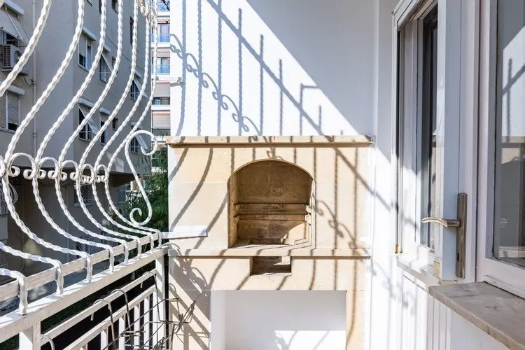 Стамбул: Sculpture | Bagdat Caddesi