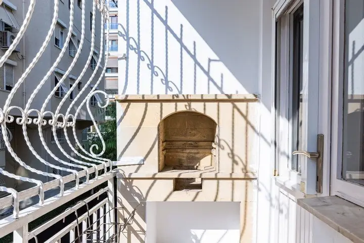 Стамбул: Sculpture | Bagdat Caddesi
