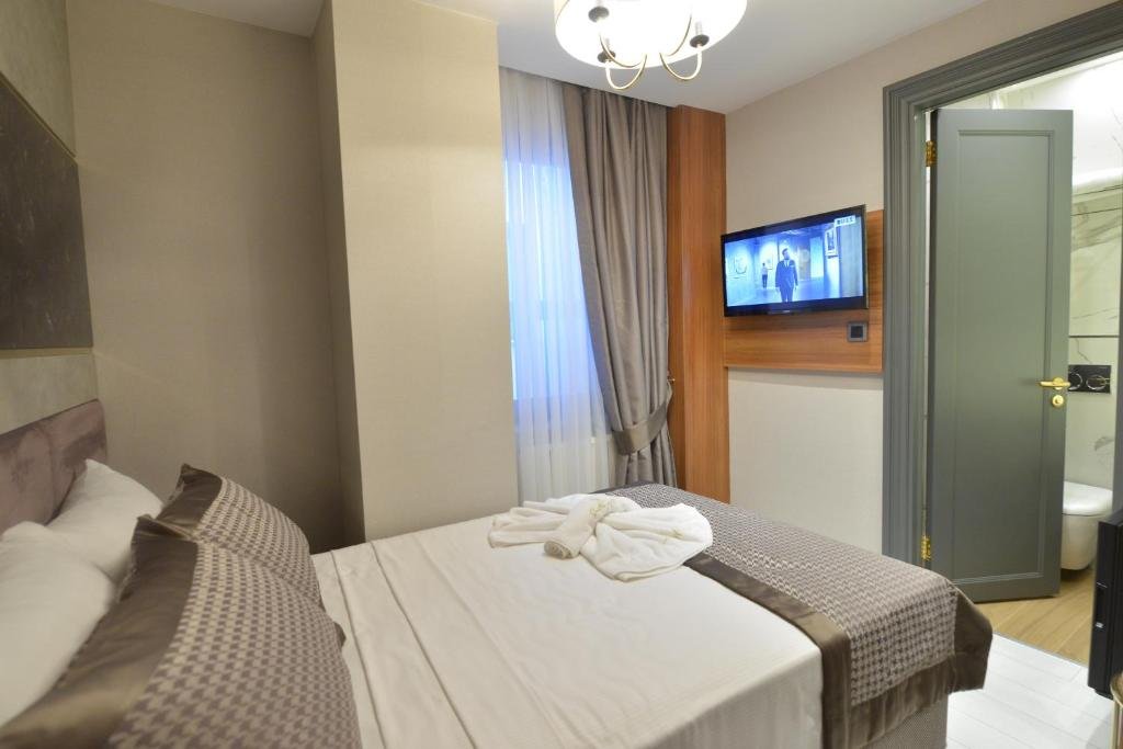 Santra Hotel — фото 1