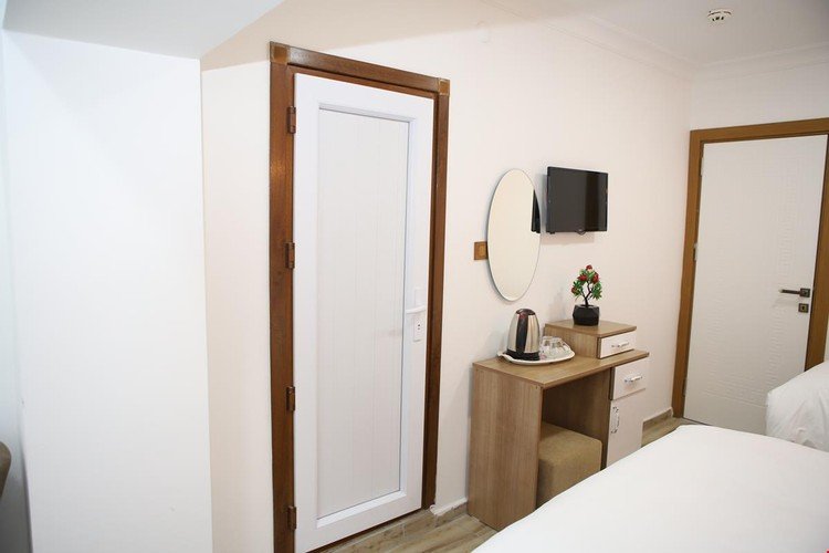Стамбул: Laos Otel