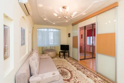 Апартаменты Gorkiy House с видом на Большую Покровскую 32-2 — фото 1