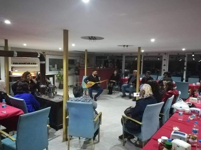 Мут: Çeli̇k Otel Mut
