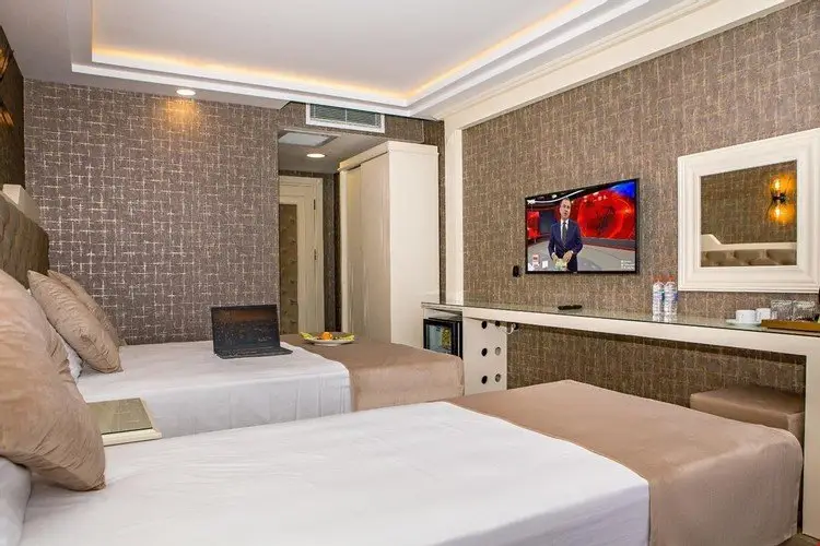 Дидим: The Lea Hotels & Suite