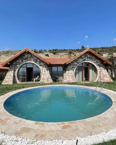 Helikore Stone House — фото 1