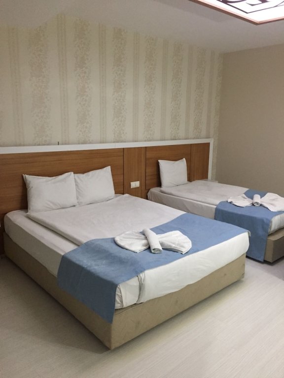 Конья: Es Hotel