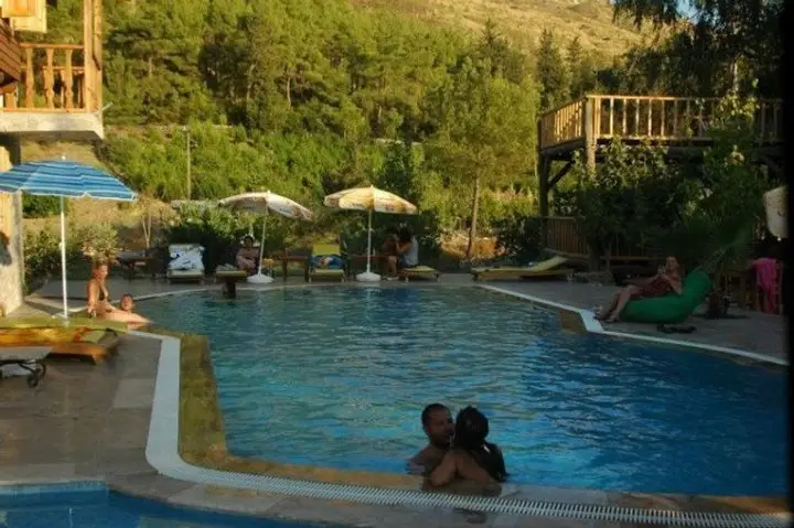 Кумлуджа: Olimpos Köy Evi