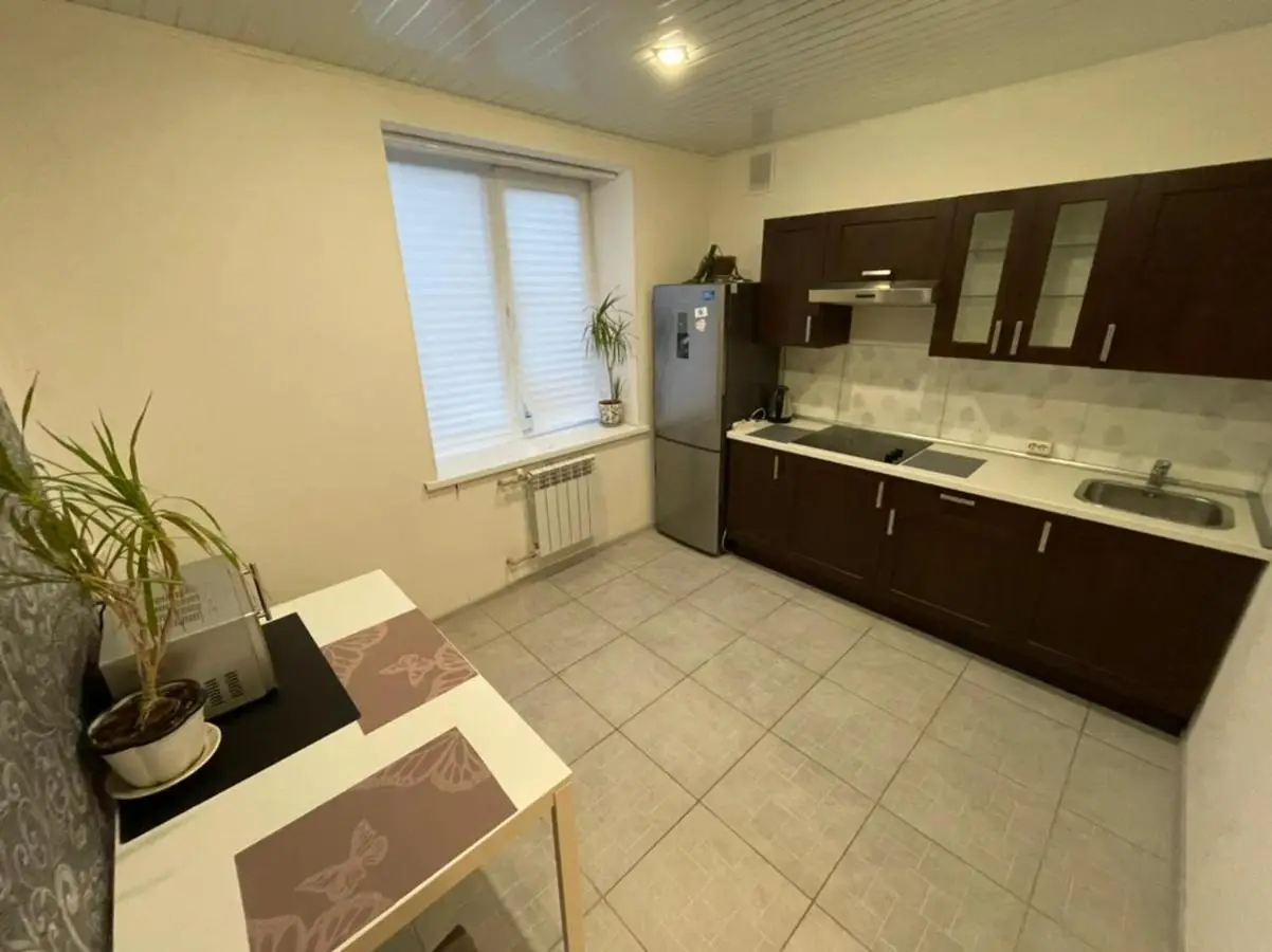 Нижний Новгород: Apartments on Rodnikovaya 6a