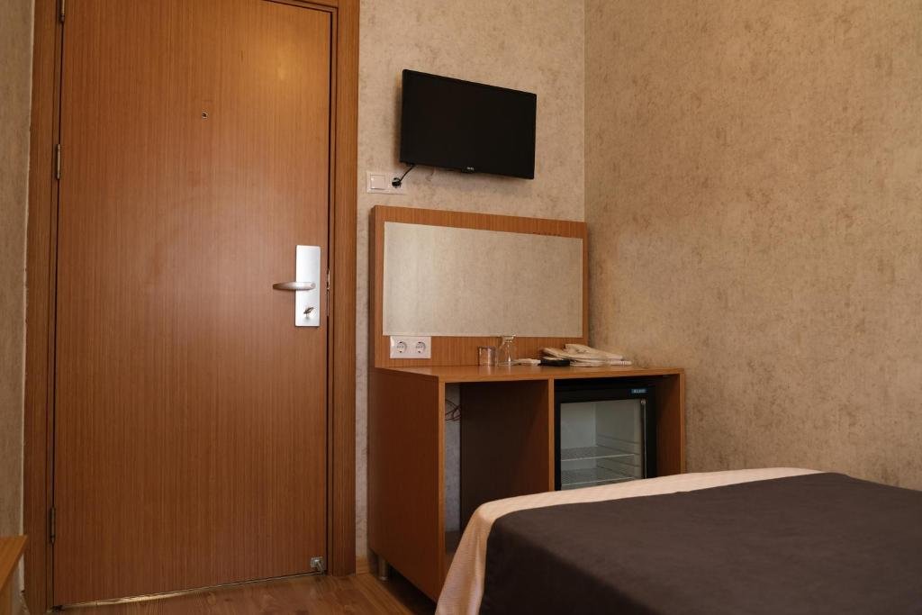 Ризе: Rhisos otel