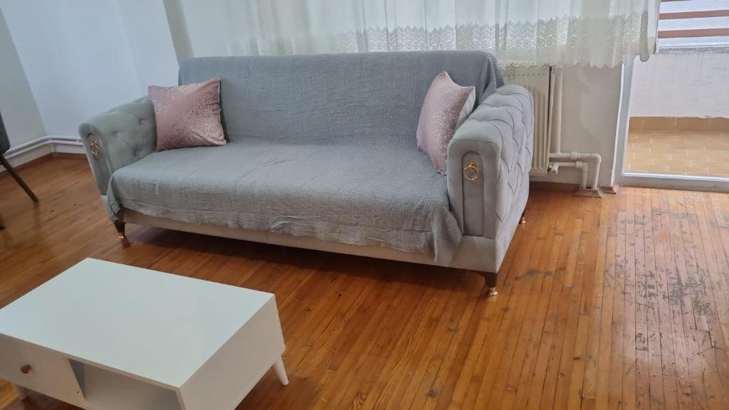 Самсун: Erdem Apartment