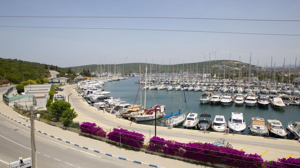 Сыгаджик: Port Sigacik