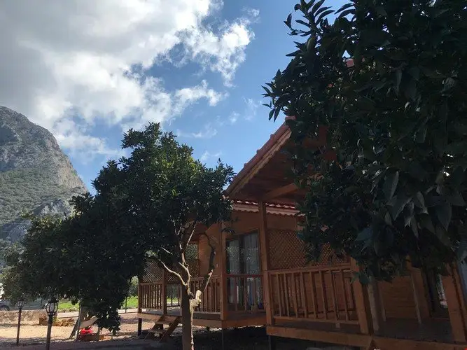 Адрасан: Masal Bahcesi Bungalov