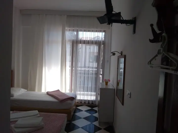 Турунч: Turkuaz Otel Turunc