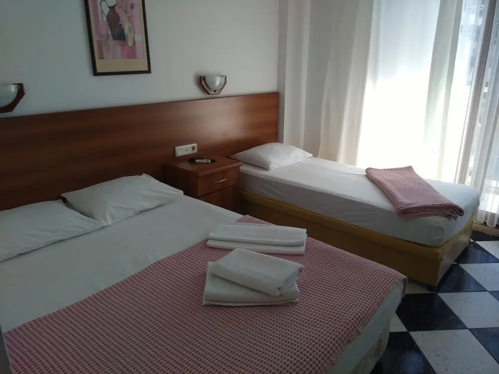 Турунч: Turkuaz Otel Turunc