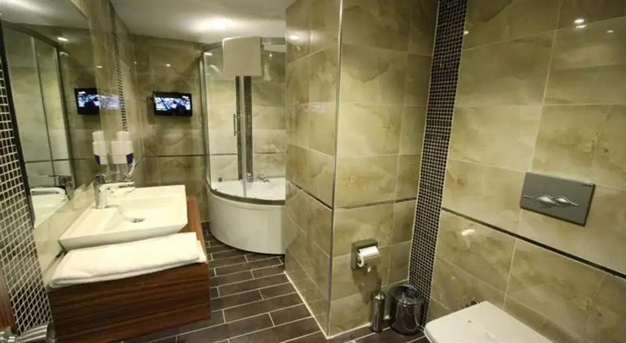 Тургутлу: Palm City Hotel Turgutlu