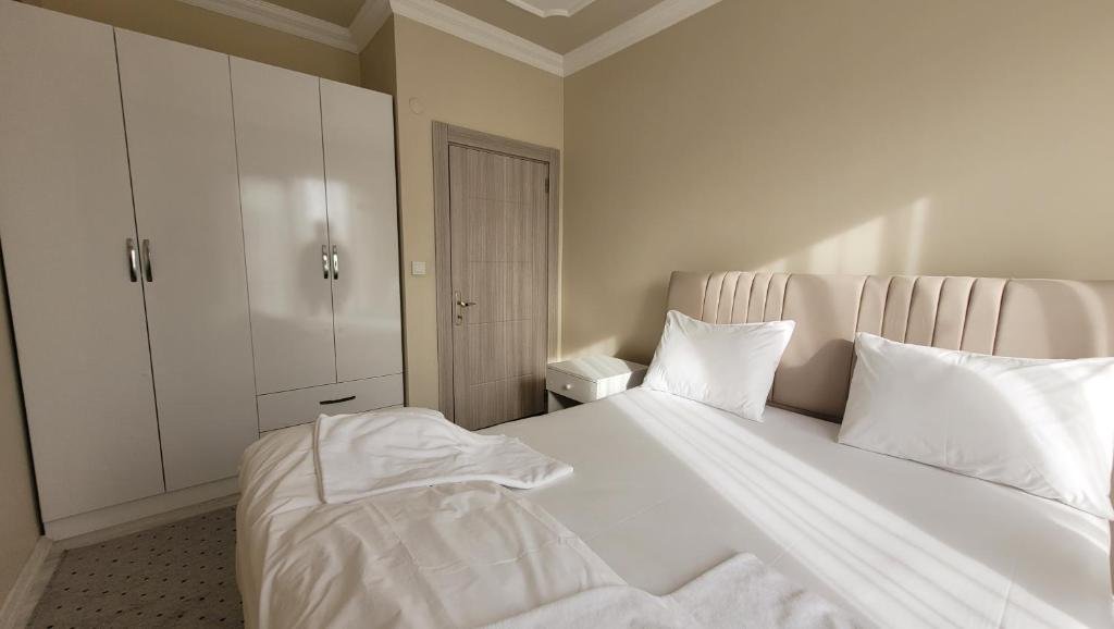 Ван: Padi̇shah Sui̇te Otel