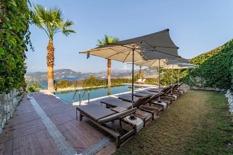 Орхание: Massi  Villa