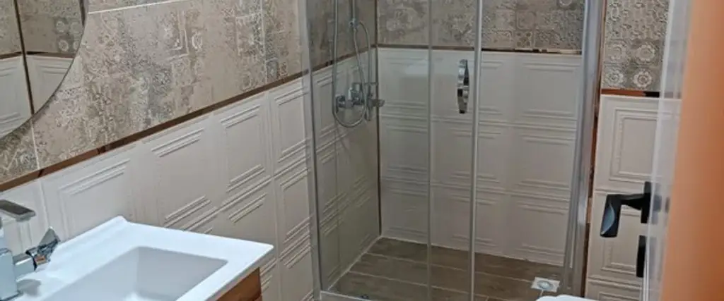 Ван: Rusen Suit Otel