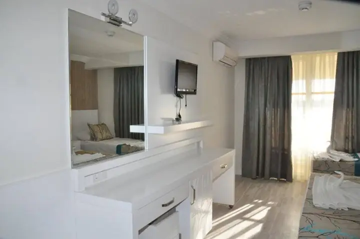 Манавгат: Side Miami Beach Hotel - Only Adult +16