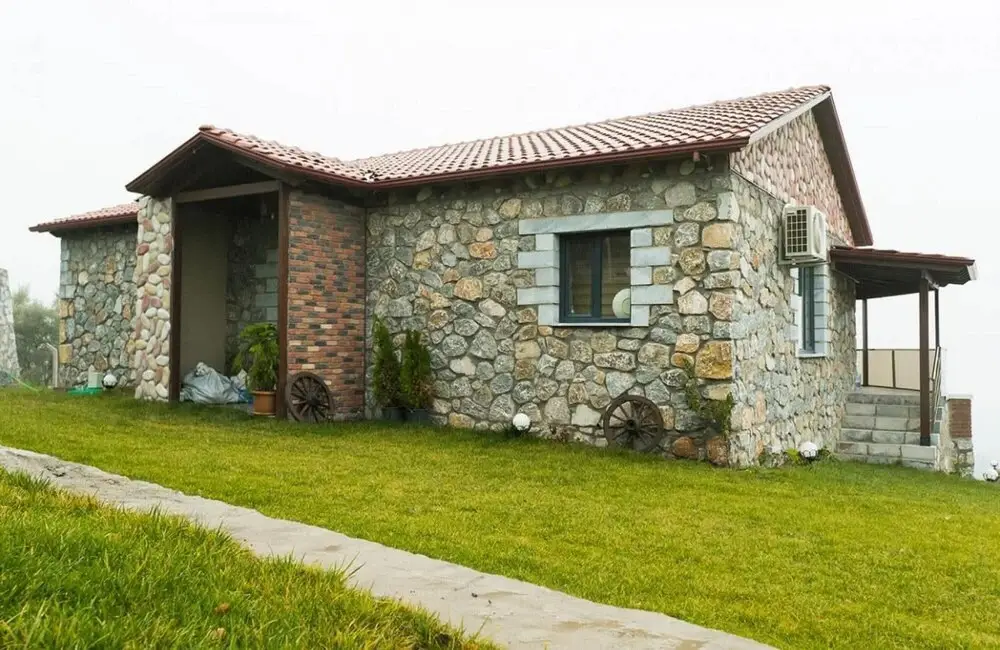 Увезпинар: Amazing Stone House With Fireplace and Private Pool Surrounded With Nature in Iznik Bursa