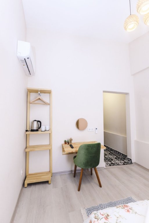 Стамбул: Fully Equipped Room at taksim