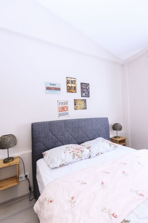 Стамбул: Fully Equipped Room at taksim
