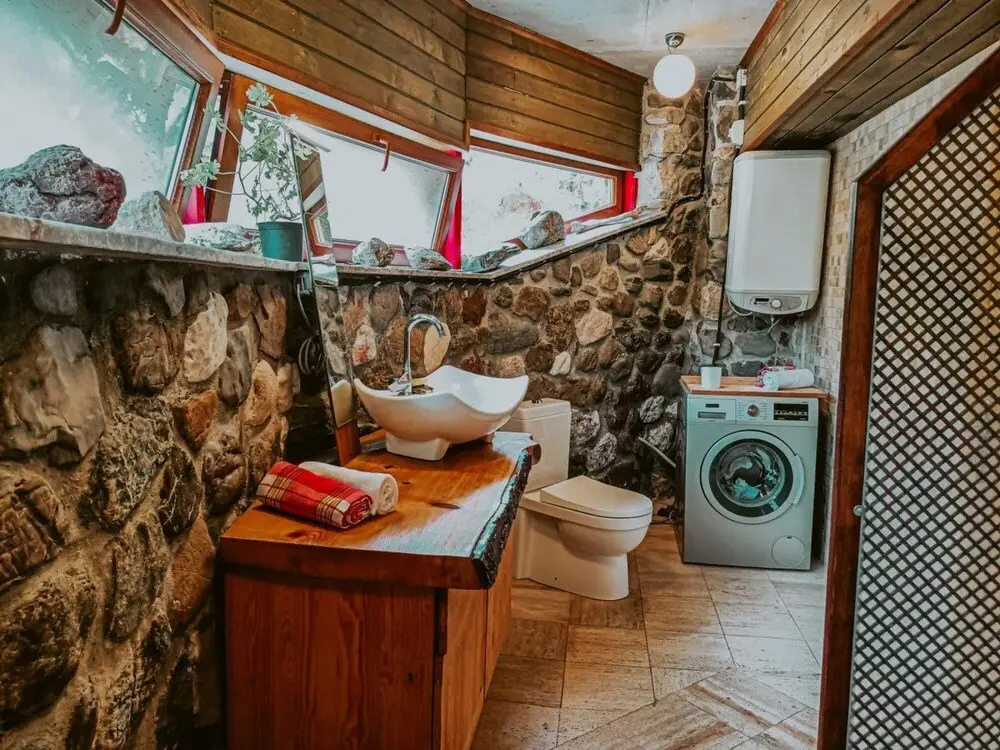 Enchanting Unique House With Backyard in Izmir — фото 1