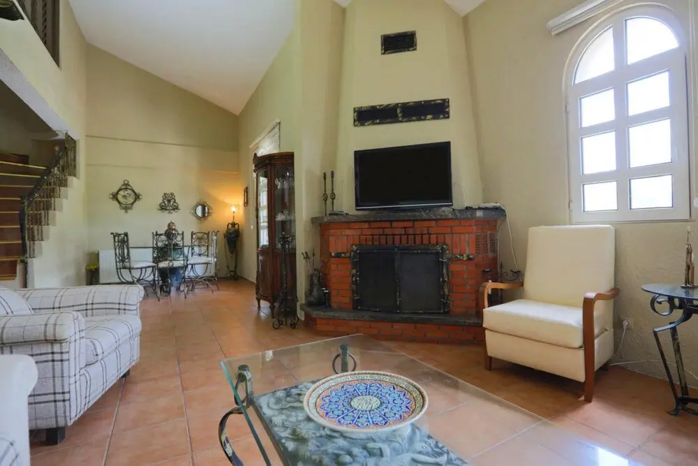 Стамбул: Serene House Surrounded by Nature in Beykoz