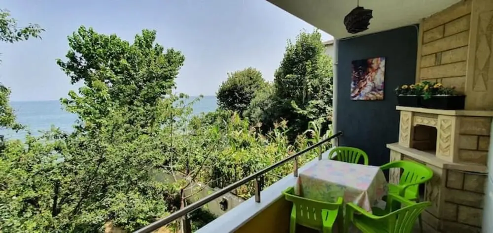 Текирдаг: Seaside House With Splendid View in Tekirdag