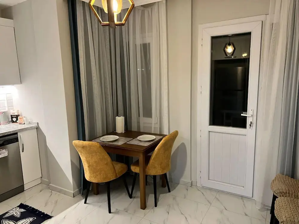 Сеферихисар: Apartment With Balcony In Seferihisar
