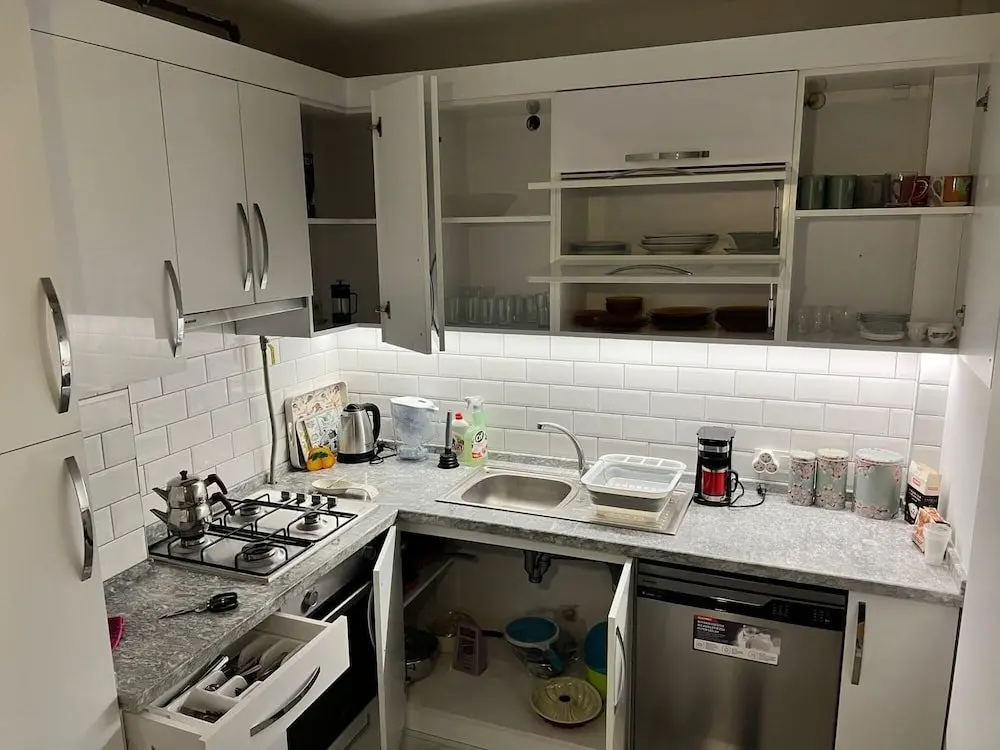 Сеферихисар: Apartment With Balcony In Seferihisar