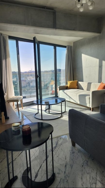 Стамбул: Modern 2Bed Condo in Luxurious Building