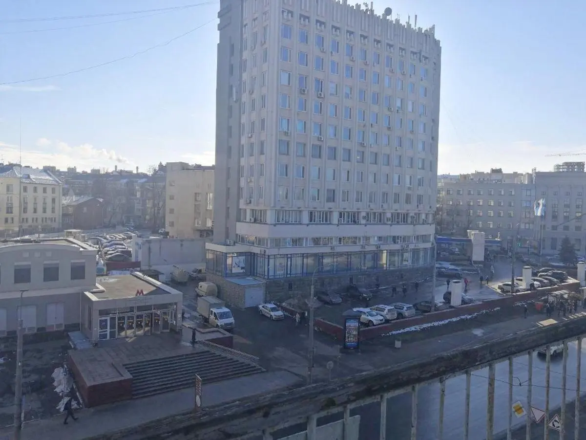 Нижний Новгород: Трехкомнатные Апартаменты на Максима Горького 80/1