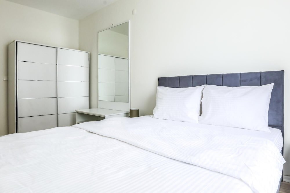 Стамбул: 2 1 Modern Flat With Balcony in Tuzla