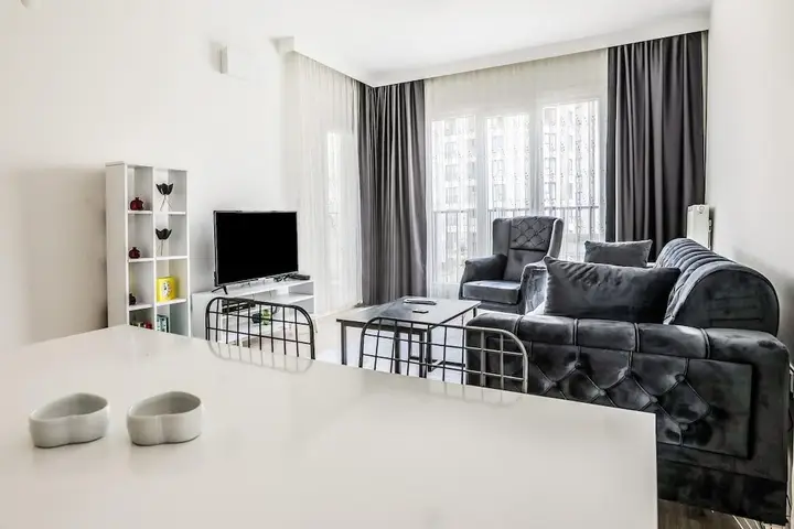 Стамбул: 2 1 Modern Flat With Balcony in Tuzla