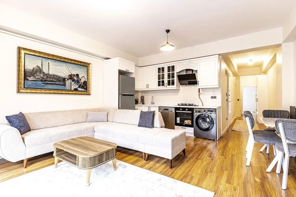 Стамбул: Central and Modern 2 1 Flat in Sisli