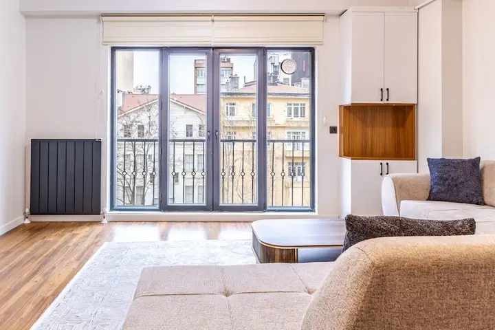 Стамбул: Central and Modern 2 1 Flat in Sisli