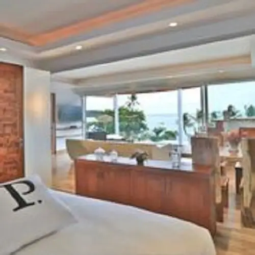 Самуи: Отель The Privilege Ezra Beach Club