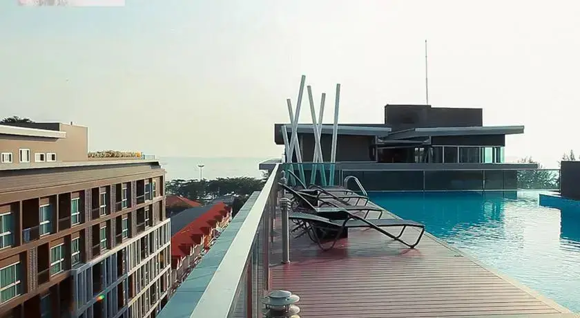 Паттайя: The Gallery Jomtien