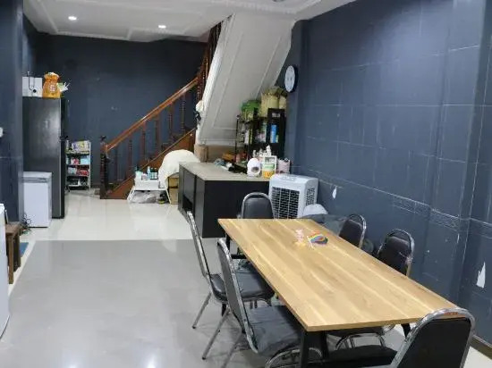 Бангкок: That Summer Rainbow Hostel Bangkok